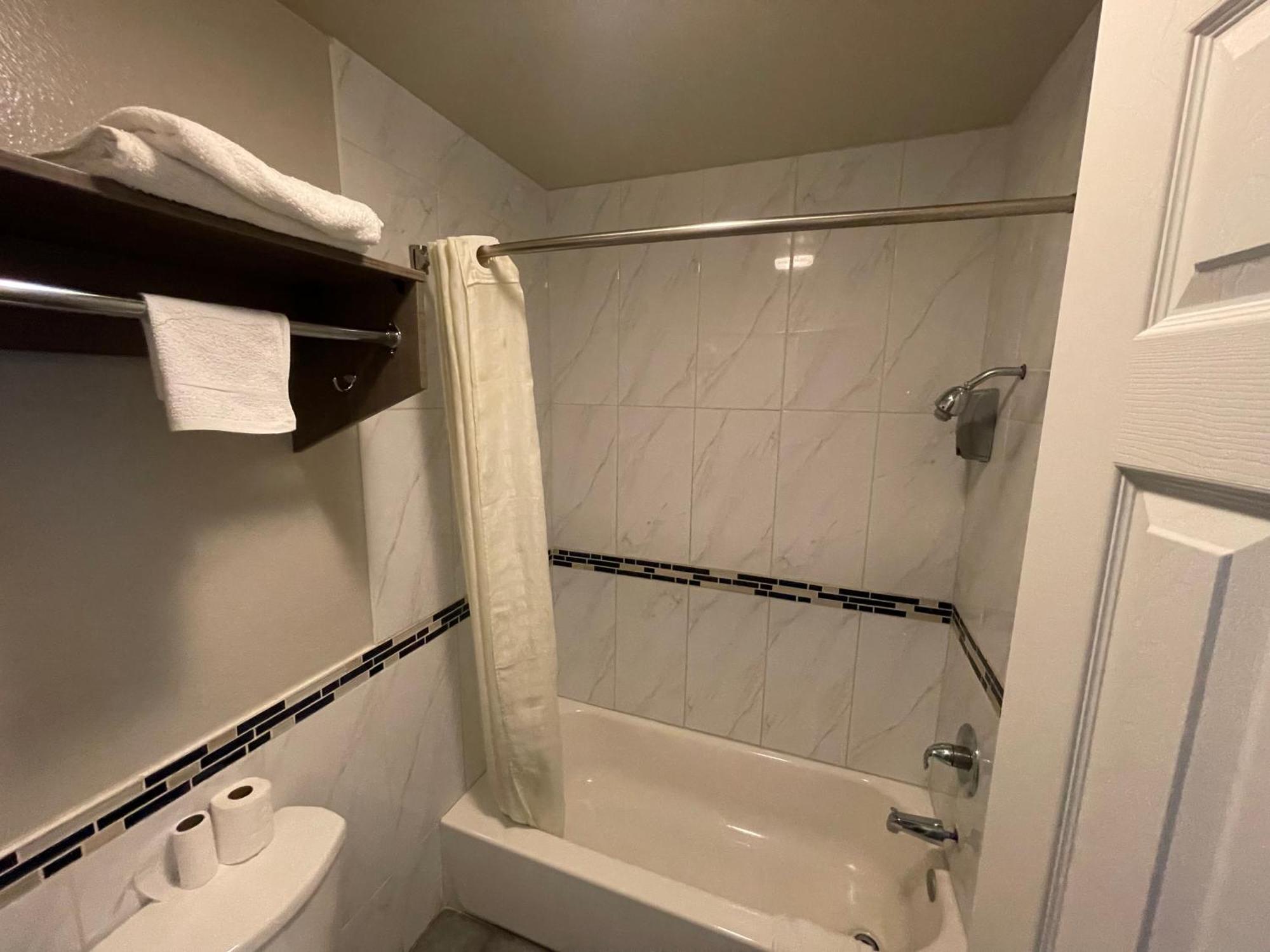 Simplestay Suites - Downtown San Bernardino Buitenkant foto