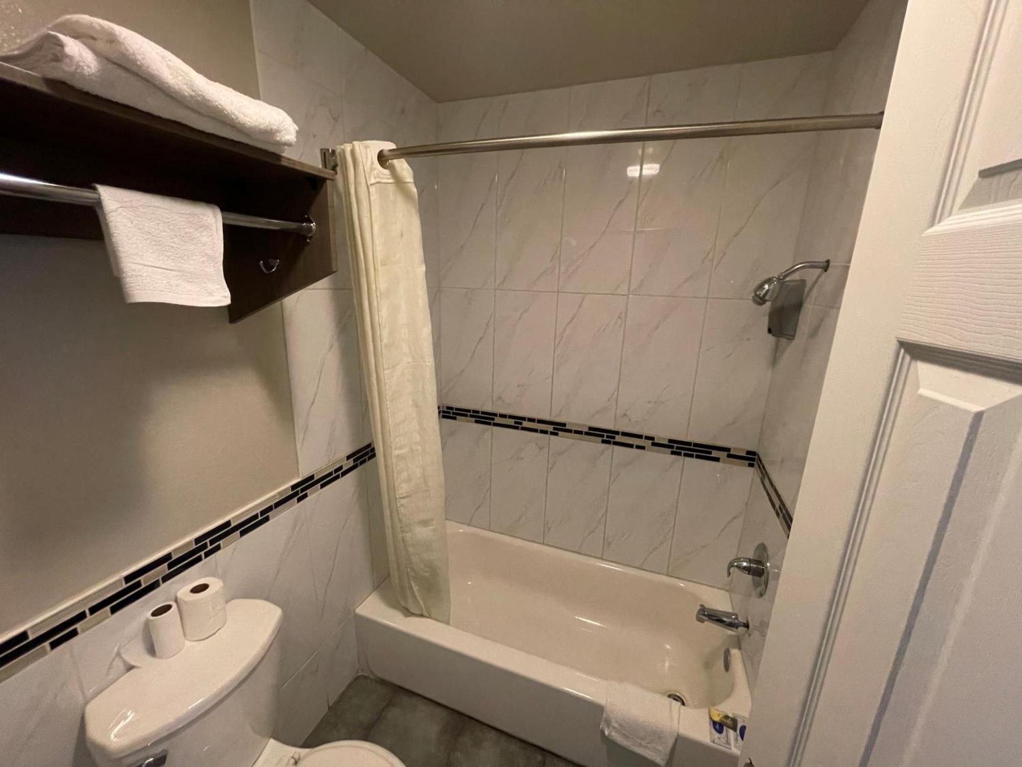 Simplestay Suites - Downtown San Bernardino Buitenkant foto
