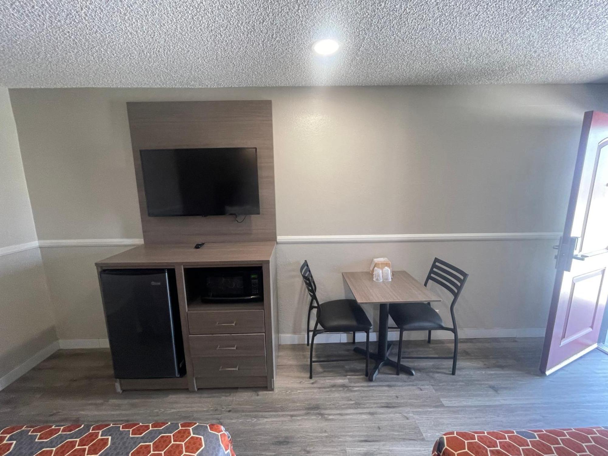 Simplestay Suites - Downtown San Bernardino Buitenkant foto