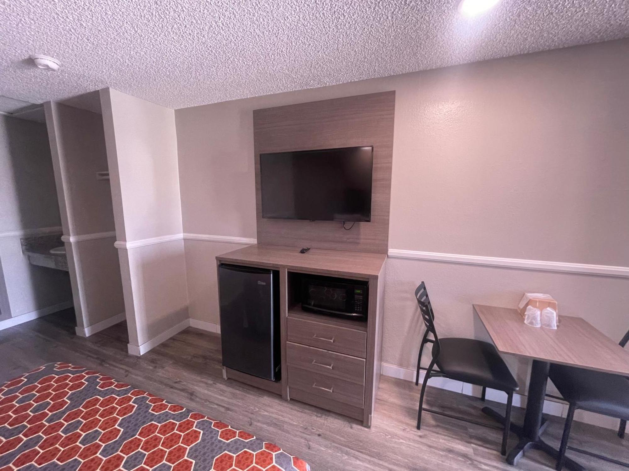 Simplestay Suites - Downtown San Bernardino Buitenkant foto